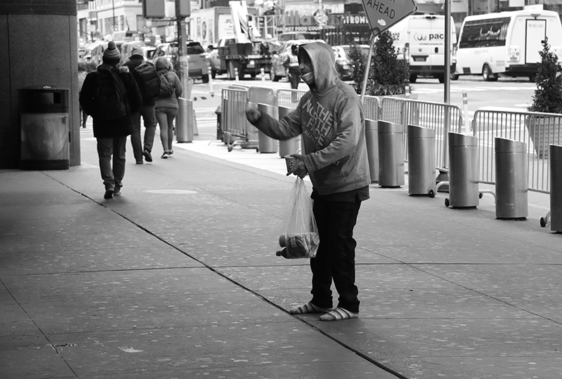 2020 : Streetlife : New York City : Times Square : Richard Moore : Photographer : Photojournalist